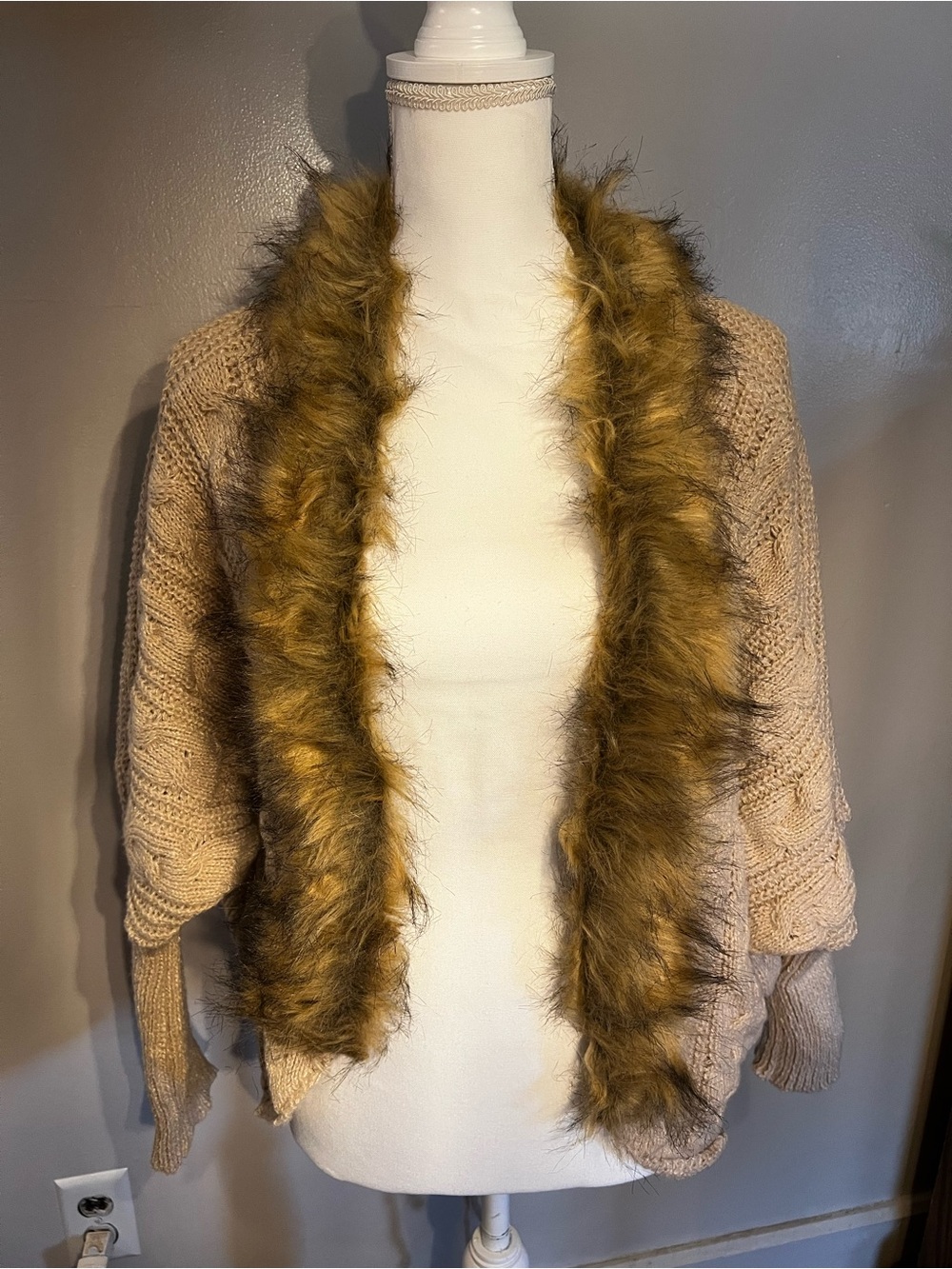 Open-Front Knit Cardigan with Faux Fur Trim - Beige, OSFM